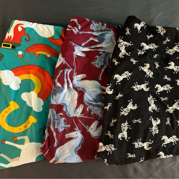 LuLaRoe Colorful Leggings with Bold Patterns - Picture 1 of 3